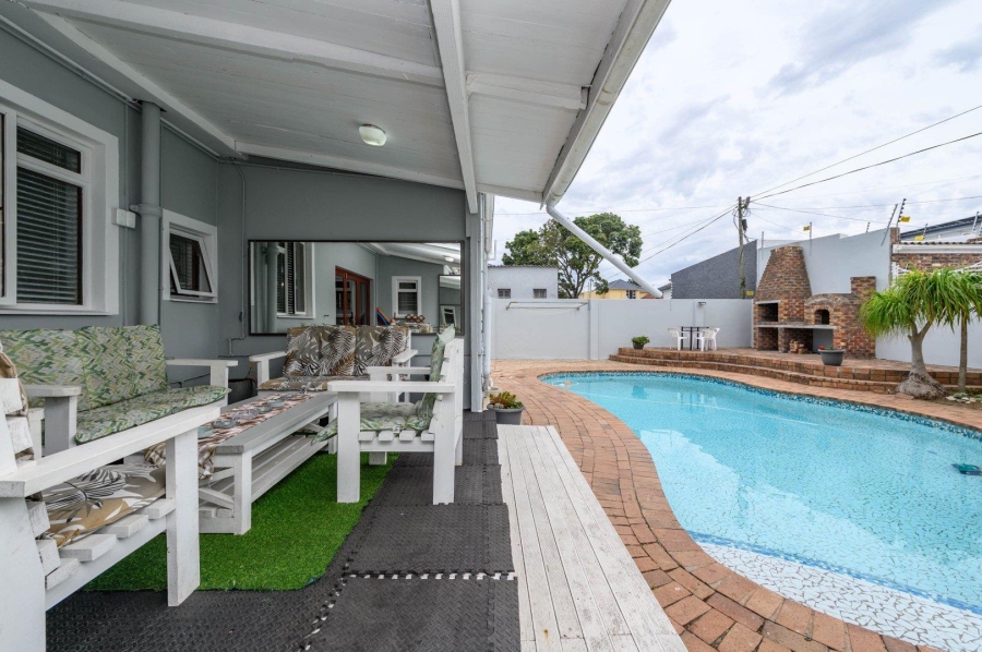 5 Bedroom Property for Sale in Mill Park Eastern Cape